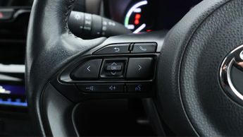 Toyota Yaris Cross EXCEL