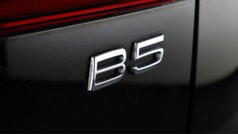 Volvo XC60 B5 MOMENTUM