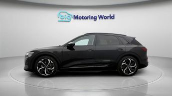 Audi e-tron QUATTRO BLACK EDITION