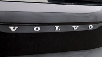 Volvo XC40 T3 MOMENTUM