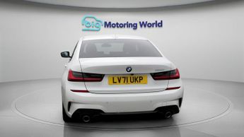 BMW 3 Series 330I M SPORT