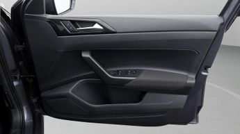 Volkswagen Polo LIFE TSI DSG