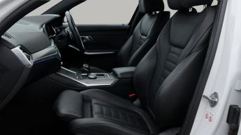 BMW 3 Series 330E M SPORT
