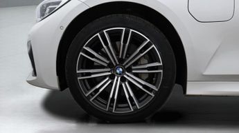 BMW 3 Series 330E M SPORT