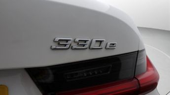 BMW 3 Series 330E M SPORT