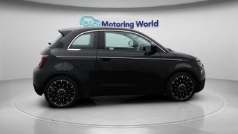 Fiat 500e LA PRIMA
