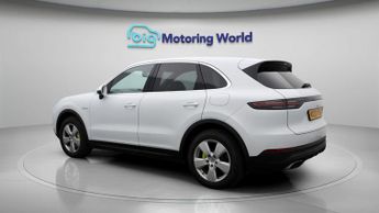 Porsche Cayenne V6