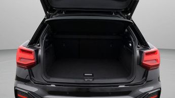 Audi Q2 TFSI S LINE BLACK EDITION