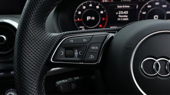 Audi Q2 TFSI S LINE BLACK EDITION