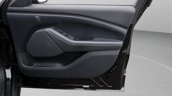 Ford Mustang Mach-E BASE