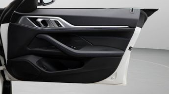 BMW i4 EDRIVE40 M SPORT
