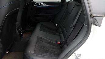BMW i4 EDRIVE40 M SPORT