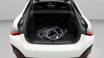 BMW i4 EDRIVE40 M SPORT