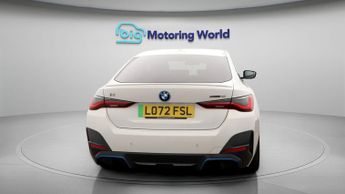 BMW i4 EDRIVE40 M SPORT