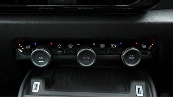 Citroen C4 PURETECH SHINE PLUS S/S EAT8