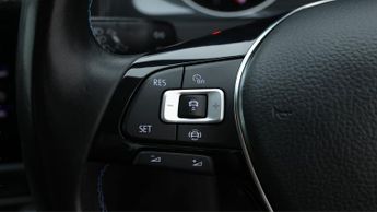Volkswagen e-Golf E-GOLF