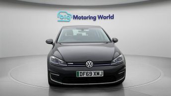 Volkswagen e-Golf E-GOLF