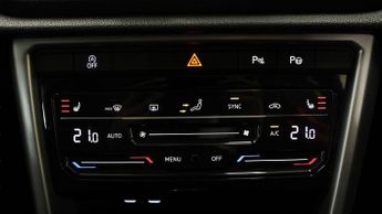 Volkswagen T-Roc LIFE TSI DSG