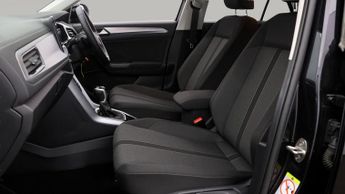 Volkswagen T-Roc LIFE TSI DSG