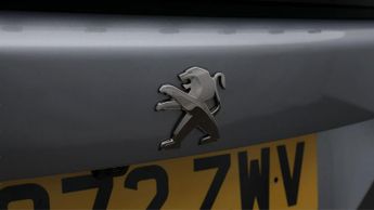 Peugeot E-2008 GT