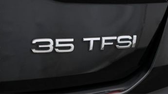 Audi Q2 TFSI S LINE