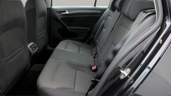 Volkswagen Golf SE TDI DSG