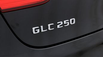 Mercedes-Benz GLC GLC 250 4MATIC AMG LINE PREMIUM