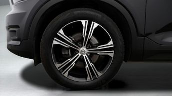 Volvo XC40 B4 INSCRIPTION PRO