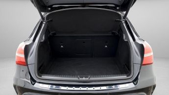 Mercedes-Benz GLA GLA 180 AMG LINE EDITION