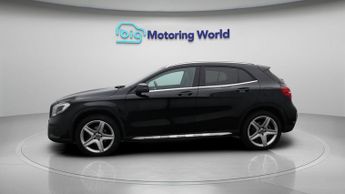 Mercedes-Benz GLA GLA 180 AMG LINE EDITION