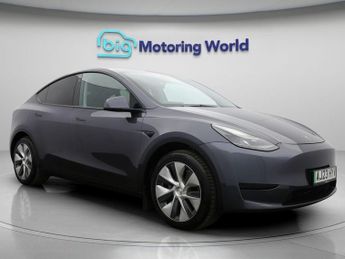 Tesla Model Y BASE
