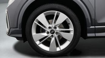 Audi Q2 TFSI S LINE