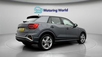 Audi Q2 TFSI S LINE