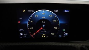 Mercedes-Benz CLA CLA 220 AMG LINE