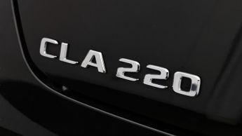 Mercedes-Benz CLA CLA 220 AMG LINE