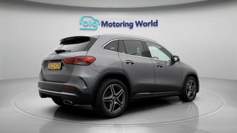 Mercedes-Benz GLA GLA 200 AMG LINE EXECUTIVE
