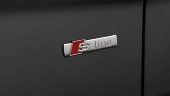 Audi Q5 TDI QUATTRO S LINE BLACK EDITION