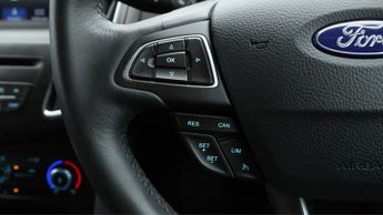 Ford Focus ZETEC EDITION