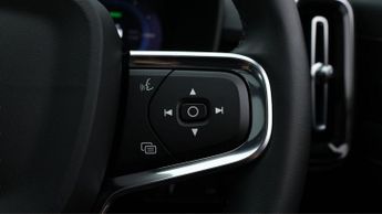 Volvo XC40 RECHARGE PRO TWIN AWD