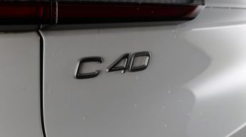 Volvo C40 RECHARGE PRO TWIN AWD