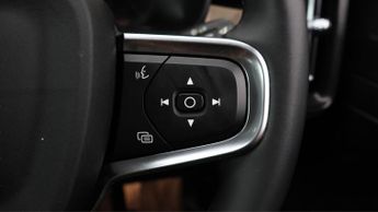 Volvo C40 RECHARGE PRO TWIN AWD