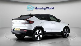 Volvo C40 RECHARGE PRO TWIN AWD