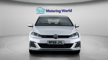 Volkswagen Golf GTE DSG