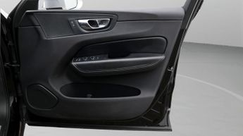 Volvo XC60 D4 R-DESIGN AWD