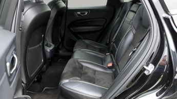 Volvo XC60 D4 R-DESIGN AWD