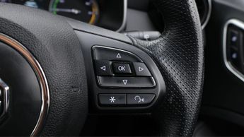 MG MG ZS EXCLUSIVE
