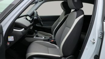 Honda Jazz I-MMD CROSSTAR EX