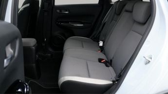 Honda Jazz I-MMD CROSSTAR EX