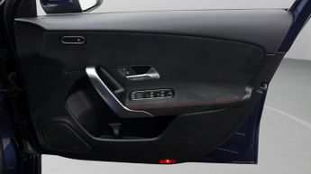 Mercedes-Benz A Class A 180 D AMG LINE EXECUTIVE