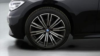 BMW 3 Series 320D M SPORT